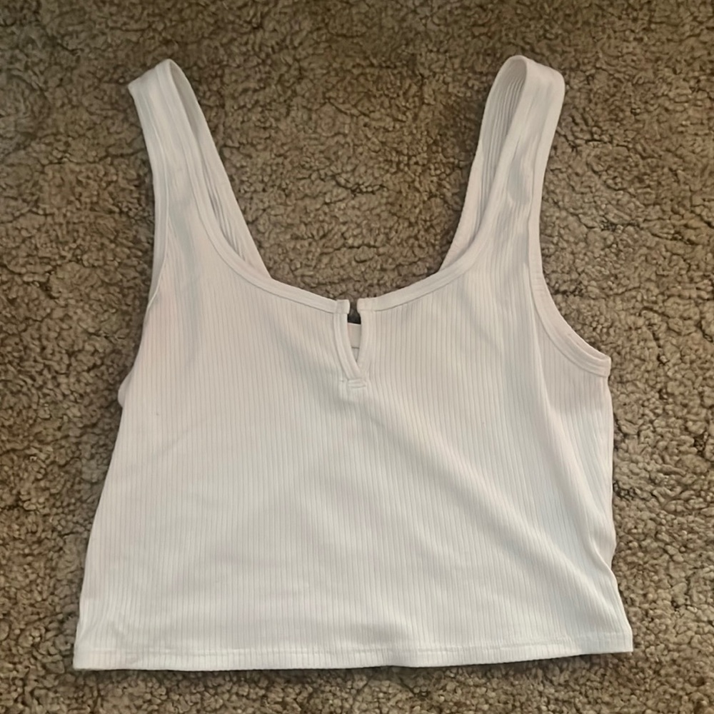 Garage White Notch Tank